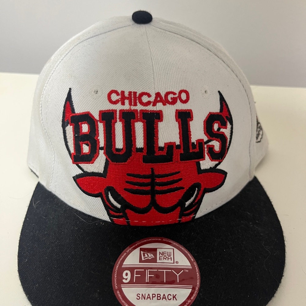 New Era Chicago Bulls Red and Black Snapback